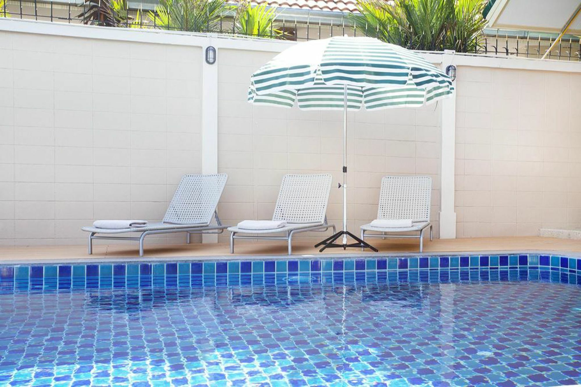 Pool Villa Tanzanite Near Walking Street Pattaya Zewnętrze zdjęcie