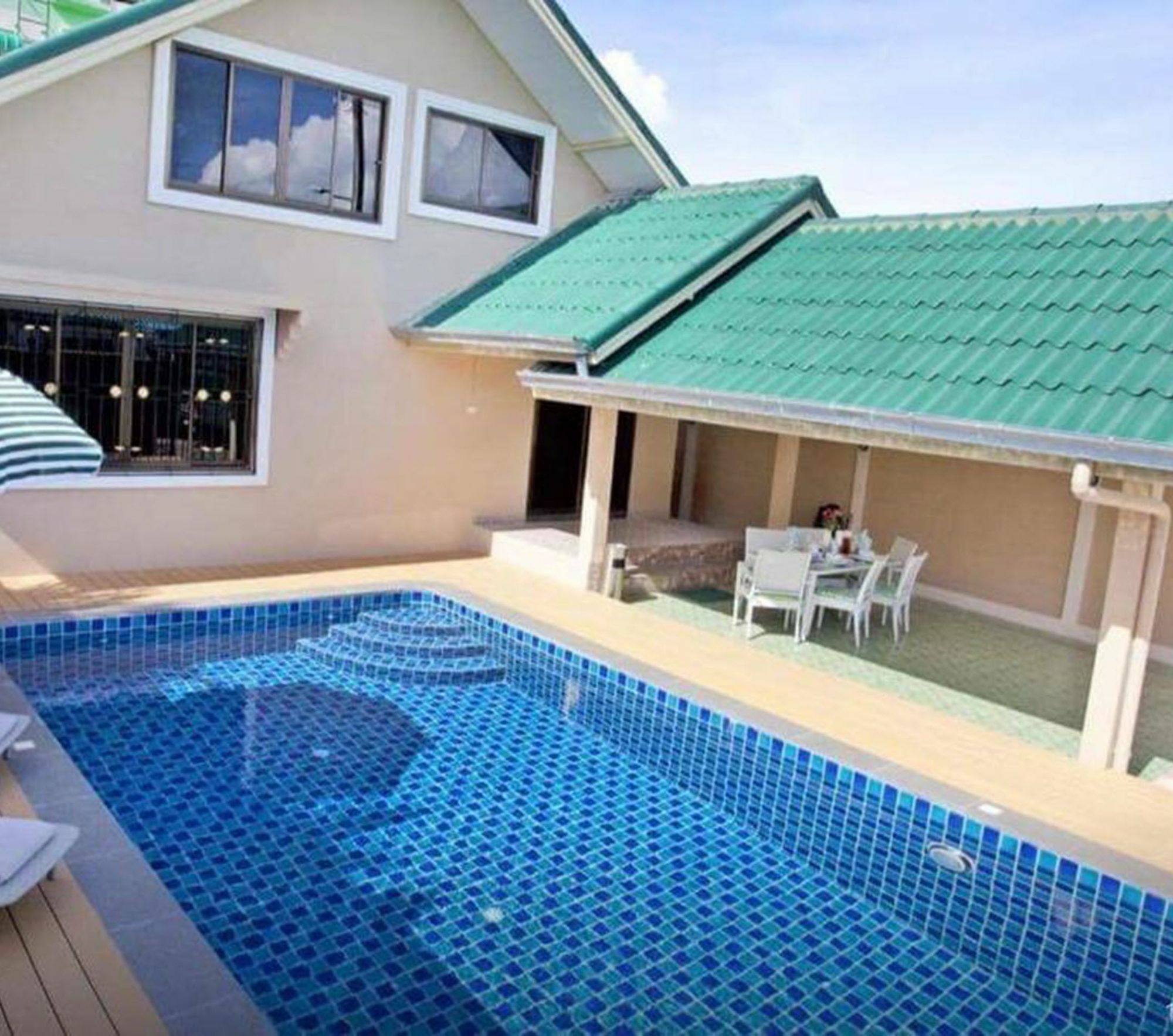 Pool Villa Tanzanite Near Walking Street Pattaya Zewnętrze zdjęcie